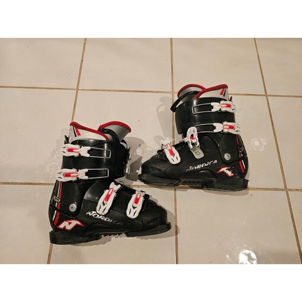 Nordica GP TJ Junior Ski Boots - Size 6.5 / Mondo 24.5
